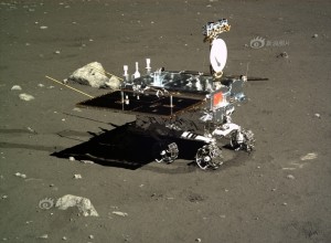 The Yutu rover on the Moon -- dirty job?